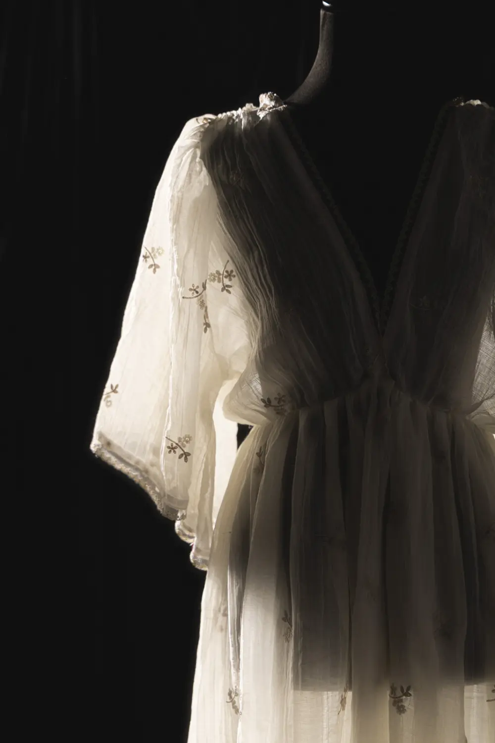 Gold Mesh Transparent_Morgenmantel (4 von 4) von Notté Fotografie VINTAGE