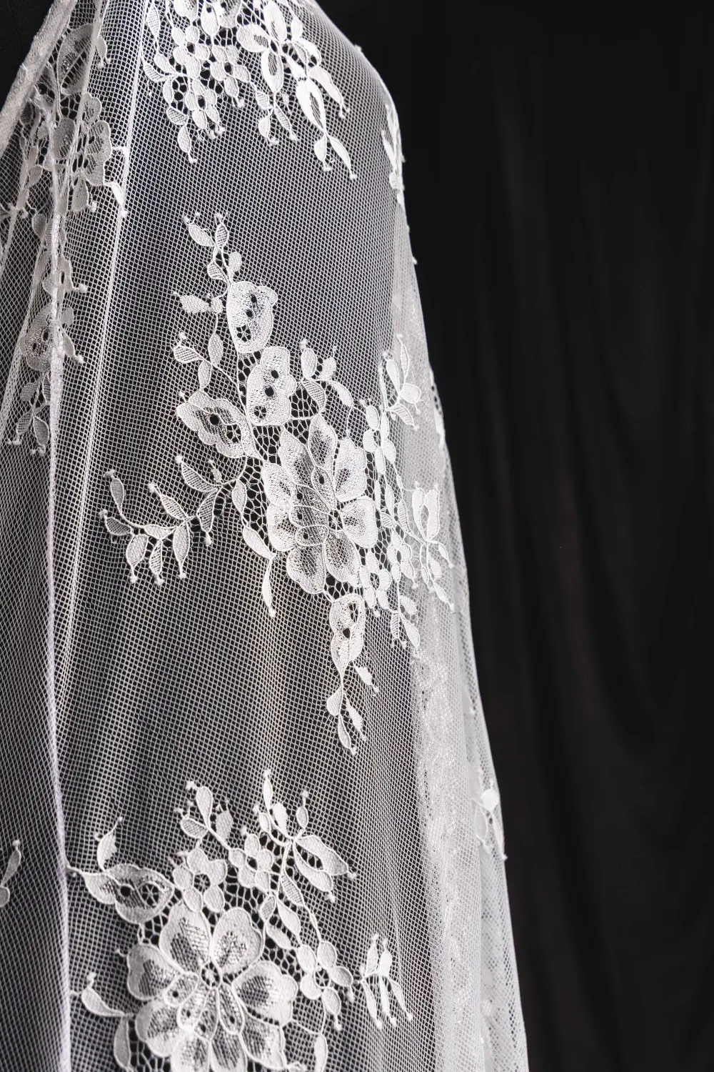 Gold Mesh Transparent_Morgenmantel (4 von 4) von Notté Fotografie VINTAGE